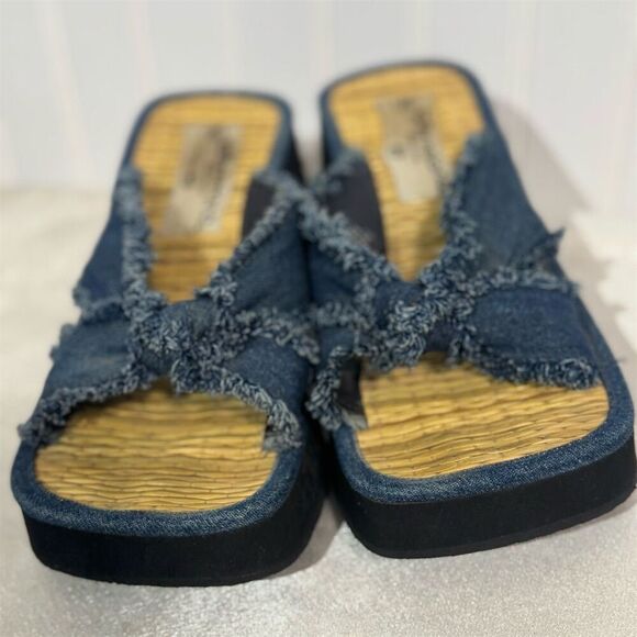 Kathy Ireland Y2K Platform Sandals 6 Frayed Denim Flip Flops Chunky 2000s Retro - Picture 3 of 9